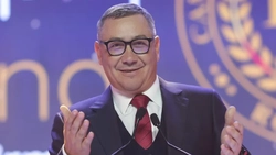 Victor Ponta acuză că negocierile pentru formarea unui guvern durează prea mult și că Nicușor Dan este ridiculizat de PSD