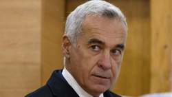 Călin Georgescu, mesaj pentru români înainte de turul al doilea al alegerilor prezidențiale: „Ei au furat tot ce se putea fura”