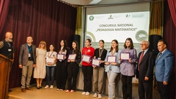 Colegiul Național Pedagogic „Vasile Lupu” a fost reprezentat de patru elevi la Concursul Național „Pedagogia Matematicii”