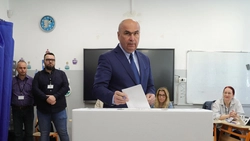 Bolojan: „Azi, mai mult decât alte dăți, destinul țării noastre este în mâinile voastre. Votați cum vă dictează conștiința”