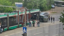 Accident rutier în capăt CUG. A fost implicat un tramvai și un autoturism