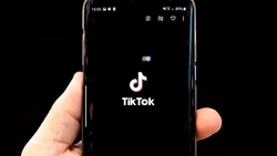 Țeapă de sute de mii de euro pentru această tânără din Bacău! Atenție la fraudele de pe Tik Tok