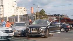 Accident rutier în municipiul Iași! Două autoturisme au intrat în coliziune