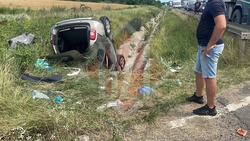 Accident rutier în Miroslava! Doi minori sunt răniți, după ce un autoturism s-a răsturnat – UPDATE