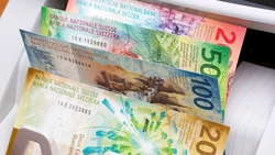 Protejarea oficială a bancnotelor și monedelor. Elveția se pregătește să transformeplata cu bani lichizi într-un drept constituțional