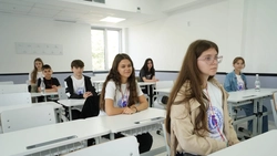 Rezultate obținute de elevii din județul Iași în competiții care promovează valorile multiculturalității