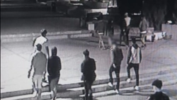 Dezastru în parcarea de la capăt Dacia! Aproape 30 de persoane au petrecut în stradă, spre disperarea localnicilor: „Și-au pus mese, scaune”