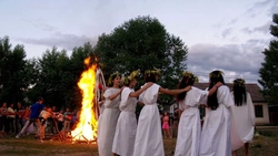 Rusaliile, sărbătoarea spiritelor și a puterii naturii. Ce tradiții se păstrează în România
