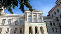 Peste 1.700 de candidați susțin duminică, 13 iulie 2025, examenul de admitere la UMF Iași