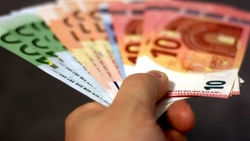 Cum să obții ușor un card de credit (P)