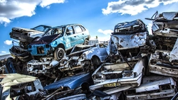 Amenințată de noile taxe și de suspendarea subită a Programului Rabla, industria auto românească lansează un semnal de alarmă