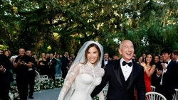 Scandal la nunta lui Bezos! Rochia de mireasă a lui Lauren Sanchez, dată dispărută