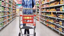 Inovație într-un supermarket din România. Ce beneficii uimitoare au cumpărătorii