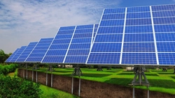 Patru firme vor să construiască un parc fotovoltaic în comuna Cristești, județul Iași! Proiectul depășește 1,3 milioane de lei