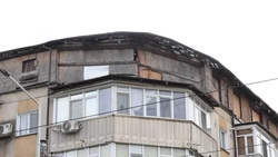 Primăria Iași începe desființarea mansardelor neautorizate. Prima construcție, demolată în zona Podu Metalurgiei