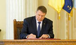 Cum ArÄƒta Klaus Iohannis La Varsta De 17 Ani IatÄƒ Fotografia PostatÄƒ De PreÈ™edintele Romaniei Cu Ocazia Zilei Copilului Buna Ziua Iasi Bzi Ro