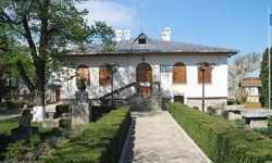 Casa Tautu Din Harlau Foto Buna Ziua Iasi Bzi Ro