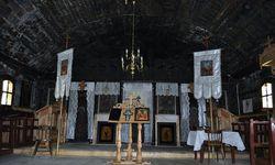 Biserica De Lemn Din Rosia Noua Judetul Arad Galerie Foto Bzi Ro