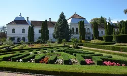 Castelul în stil baroc din Transilvania vândut Ungariei