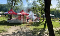 Sfârâie grătarele la Ciric Ziua Internațională a Muncii sărbătorită la Iași cu mici cârnați și bere 8211 FOTO VIDEO