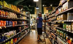 Amenzi uriașe pentru supermarketurile care vor delista de la rafturi produse românești ieftine 5 din cifra de afaceri