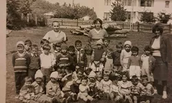 O altfel de Zi a Copilului. O educatoare din Iași povestește despre cum se sărbătorea 1 iunie în urmă cu 40 de ani Părinții aduceau oala cu sarmale plăcinte. Ne pregăteam cu o lună înainte 8211 FOTO