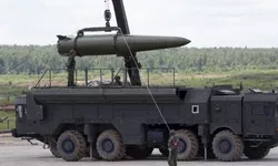Armata rusă a început în apropiere de Ucraina exerciţii militare privind utilizarea armelor nucleare tactice