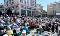 Cel mai mare concurs de șah din Europa are loc la Iași. Peste 2.000 de participanți la evenimentul din fața Palatului Culturii