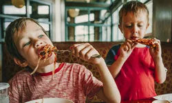 Reguli stricte în restaurant pentru clienții cu copii Părinții sunt scandalizați