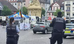 Atac armat la o adunare de extremă dreaptă din Germania. Un bărbat a fost împușcat 8211 VIDEO