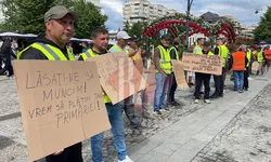 Nou protest al angajaților dezvoltatorului Lucian Caras în fața Primăriei Iași 8222Ne-ați condamnat la faliment și sărăcie8221 8211 FOTO VIDEO