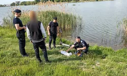 Un tânăr a fost prins de către jandarmi când se droga pe malul unu lac din Bacău