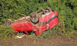 Accident rutier la Iași O mașină s-a răsturnat în afara părții carosabile 8211 UPDATE