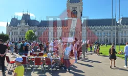 A început cel mai mare concurs de șah pentru copii din Europa. S-au adunat 2.000 de concurenți în fața Palatului Culturii
