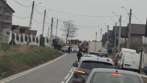 Accident rutier la Moțca! Un TIR și un taxi au intrat în coliziune