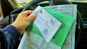 Se schimbă polițele RCA! Șoferii vor putea plăti asigurarea auto lunar, nu anual!