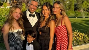 Jessica Alba a confirmat despărțirea de Cash Warren. După 17 ani au pus stop…