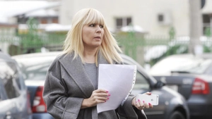 Ce nu s-a spus despre Dana Budeanu și Elena Udrea! Reacție neașteptată după eliberare: „Mamă, cum arată!”