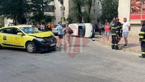 Accident violent în Iași! Mașină răsturnată în Nicolina. O persoană a fost rănită – UPDATE