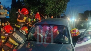 Accident grav la Războieni! Trei victime, o persoană încarcerată și trafic blocat