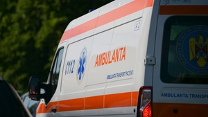 Clipe de coșmar! Un carusel cu zeci de copii, prăbușit sub privirile îngrozite ale părinților