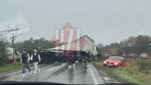 Accident cumplit la Drăgușeni! Două persoane au decedat, una dintre victime a fost decapitată