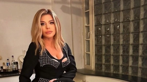 Imagini din vila Loredanei Groza din nordul Capitalei. Iată unde locuiește artista