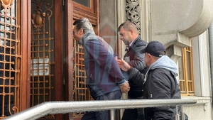 Gabriel Rădună, adus la Parchet încătușat. Bărbatul a ras ilegal o parte din pădurea din Bârnova