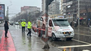 Accident în rond vechi, zona CUG. Două autovehicule au fost implicate – VIDEO