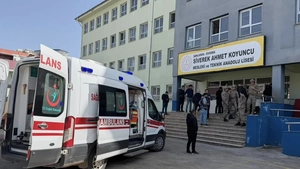 Atac armat într-un liceu din Turcia! Elevi și profesori împușcați de un adolescent de 19 ani