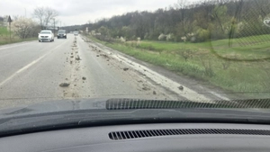 Ieșenii acuză că noroiul și praful din zona C.A. Rosetti provin de la șantierul SRU