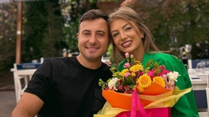 Codruța Filip și Valentin Sanfira, fericiți până peste cap! La Nea Mărin păreau mai îndrăgostiți ca niciodată