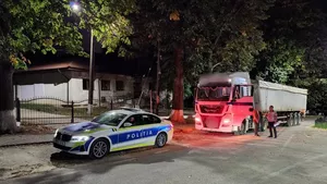 Noapte de foc pentru polițiștii ieșeni Peste 500 de șoferi au fost testați alcoolscopic 8211 FOTO