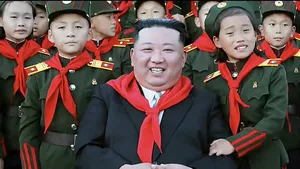 Noi obligații pentru nord-coreeni de ziua lui Kim Jong Un. Iată ce sunt nevoiți să facă